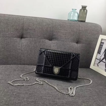 Dior Diorama Wallet On Chain Bag 19cm Black